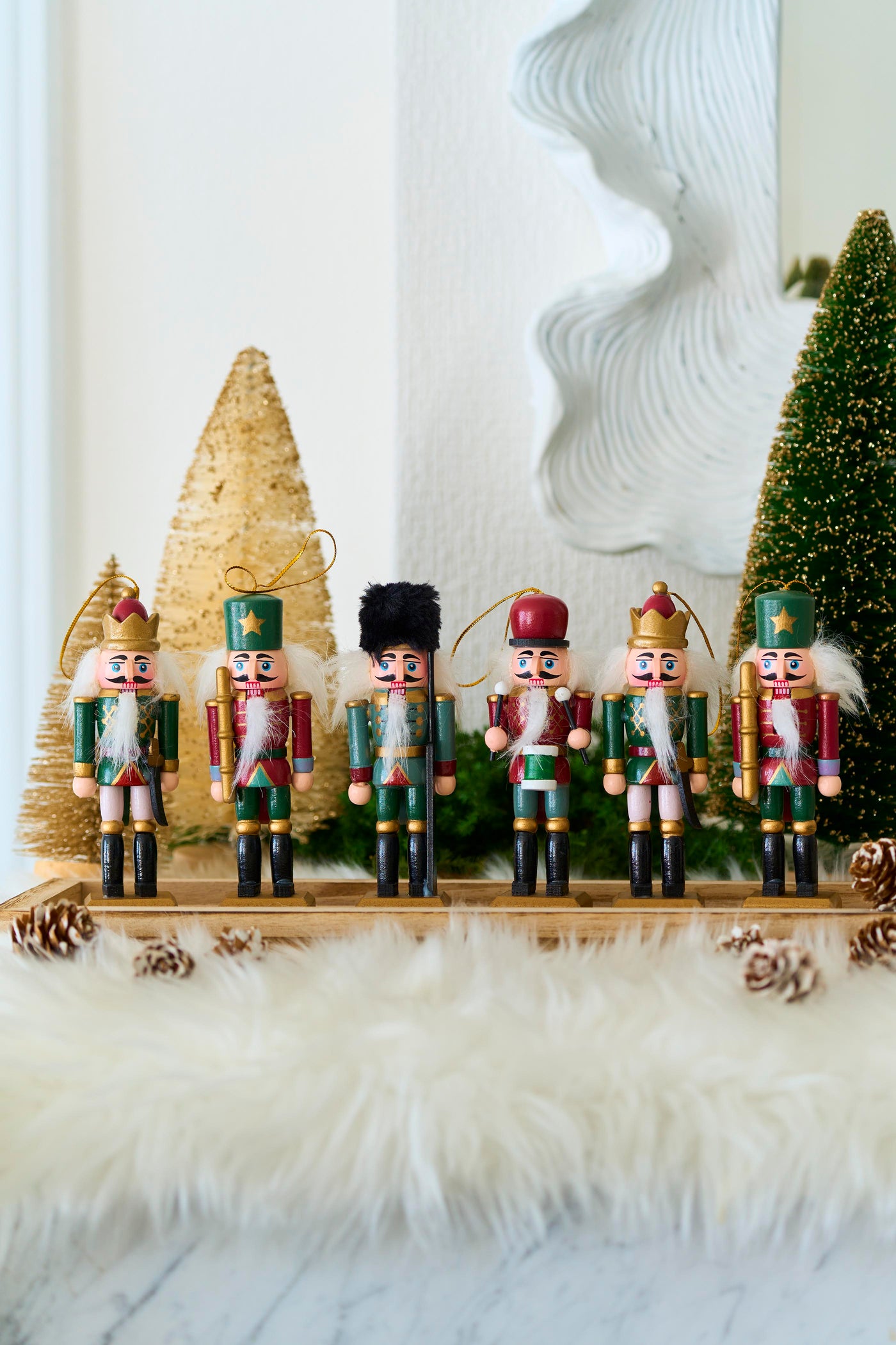 Bloomingville ナッツクラッカー フィギュア６点セット レッド