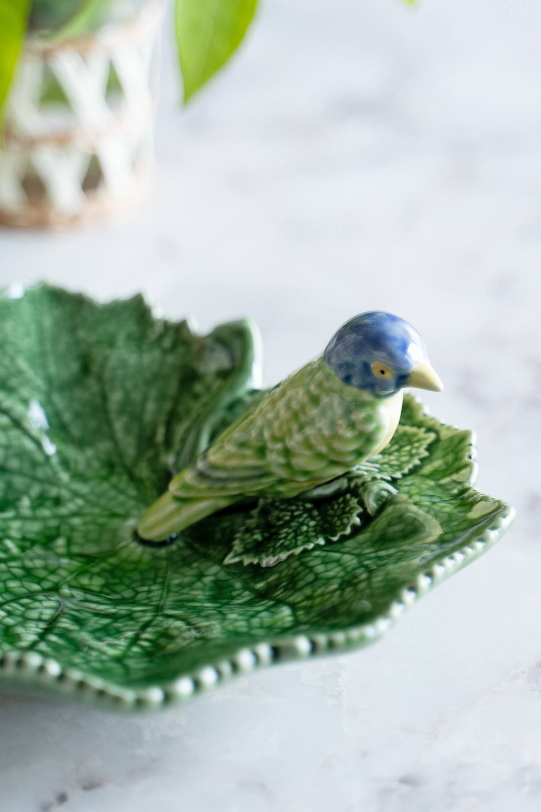 ボルダロピニェイロ　Bordallo Pinheiro 白猫　置物 ボルダロピニェイロ Bordallo Pinheiro 白猫 置物 Bordallo Pinheiro